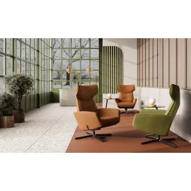 Fotel OTULI Uszak z Obrotowym Podnóżkiem – Komfort i Styl