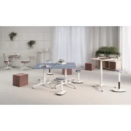 Biurko pneumatyczne AERO Nowy Styl